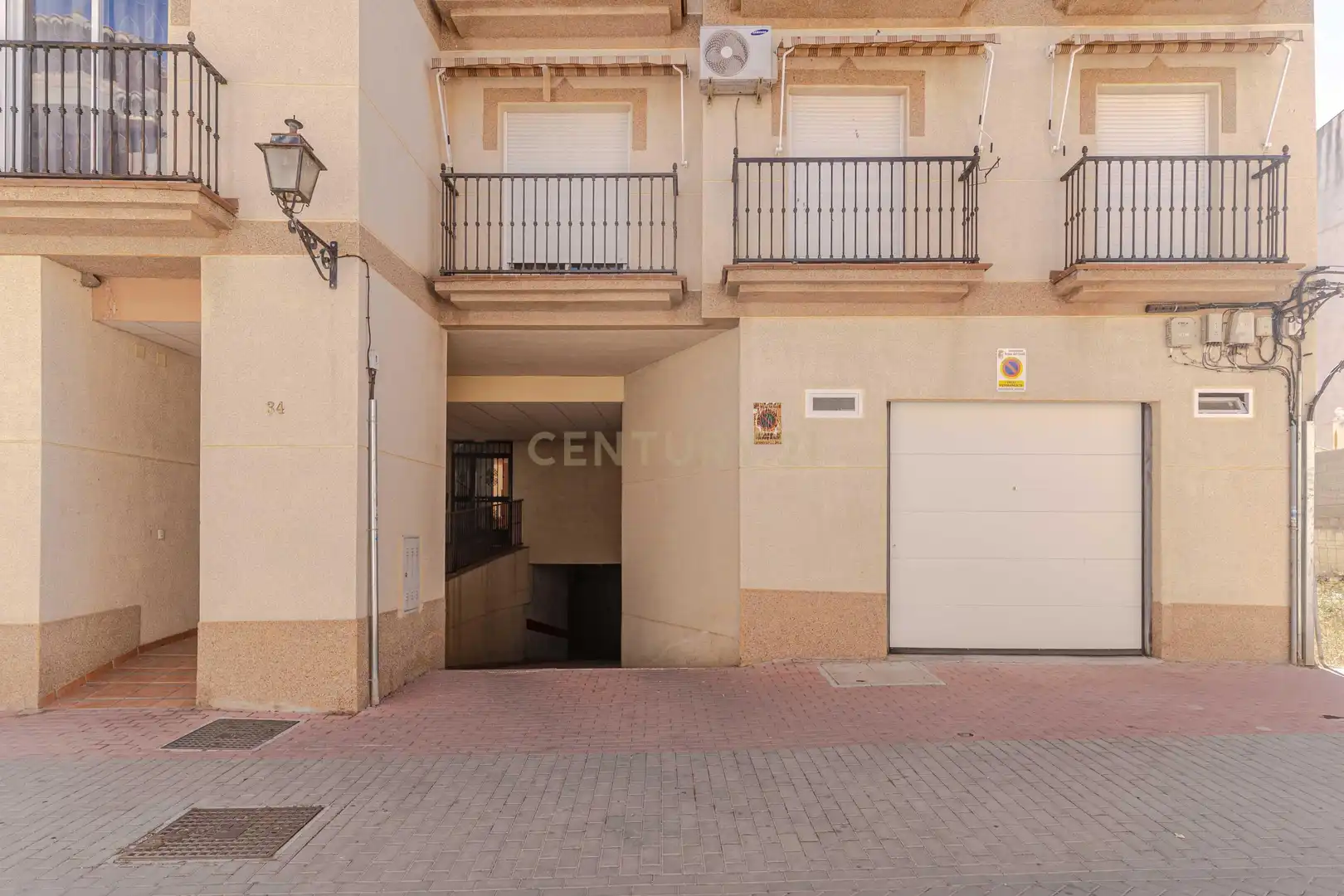Parking de Apartamento en venta en Vegas del Genil con Balcón