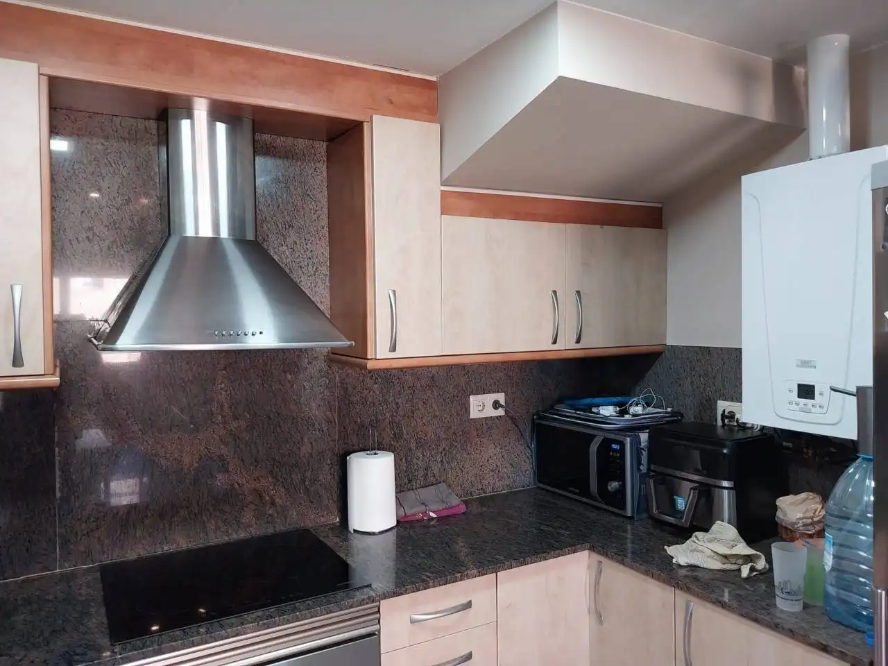 Küche von Maisonette zum Verkauf in Rubí mit Klimaanlage, Heizung und Abstellraum