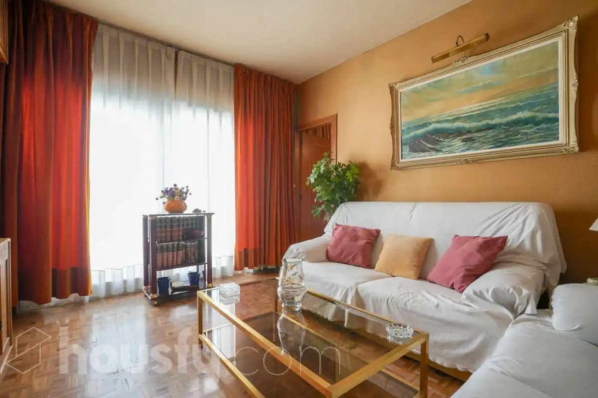 Living room of Flat for sale in  Madrid Capital  with Terrace
