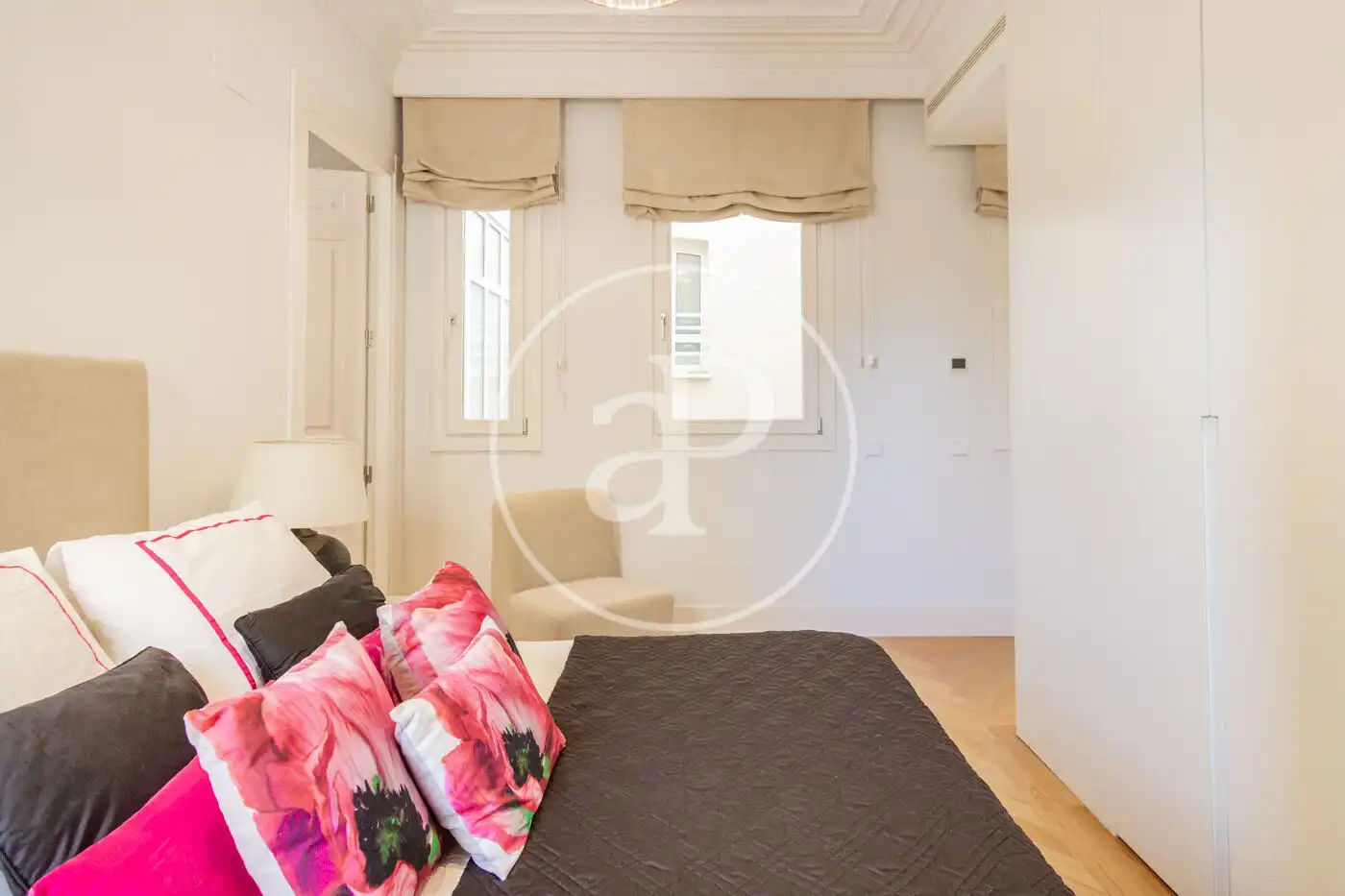 Bedroom of Flat for rent in Madrid  with Air Conditioner, Heating and Furnished