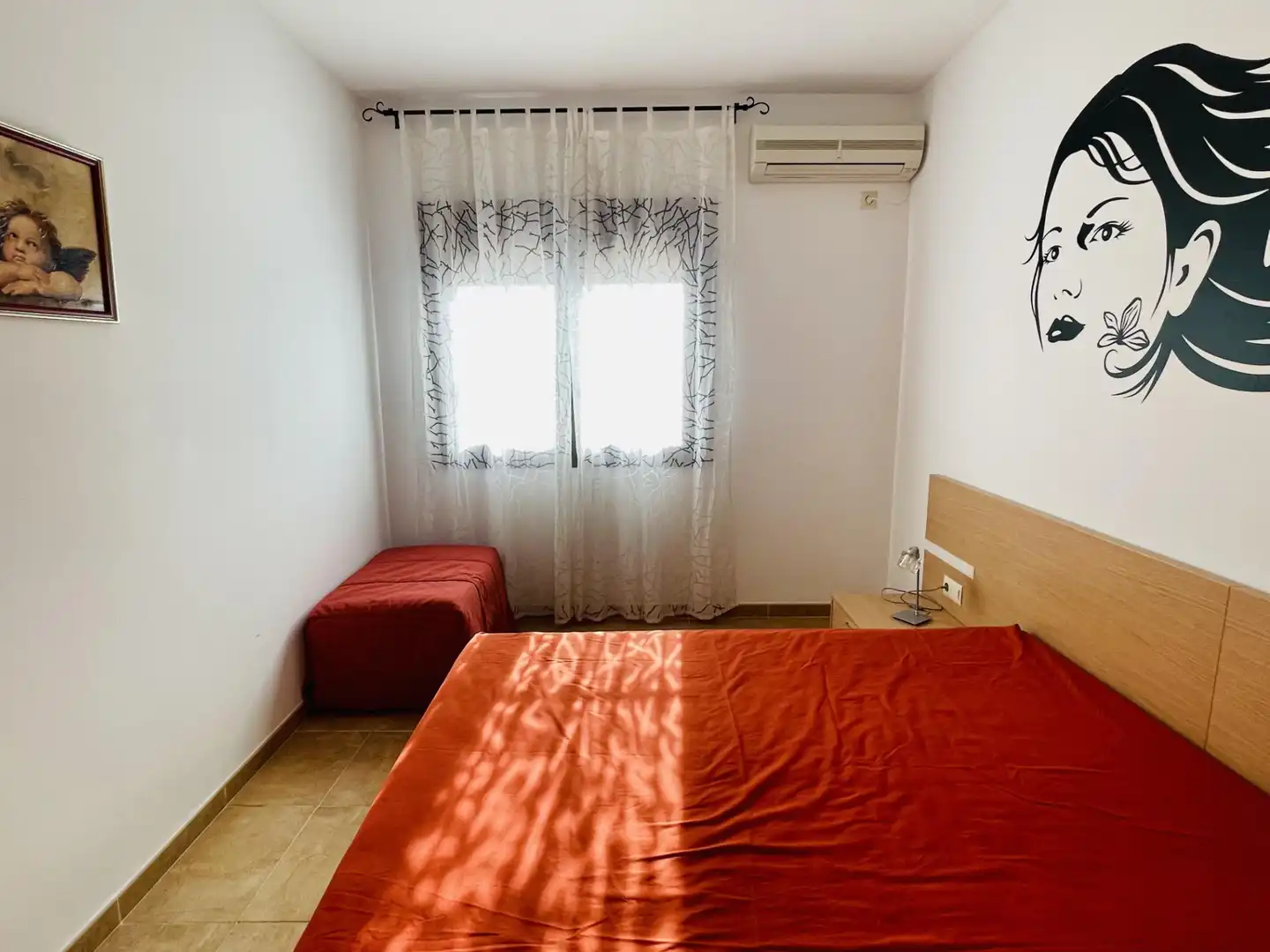 Habitación de Finca rústica en venta en Badolatosa con Jardín privado, Terraza y Piscina