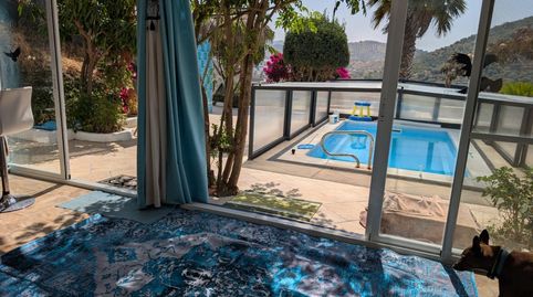Idílica casa de campo, con piscina, jardín, vistas a la montaña y al mar en Arenas., imatge 3
