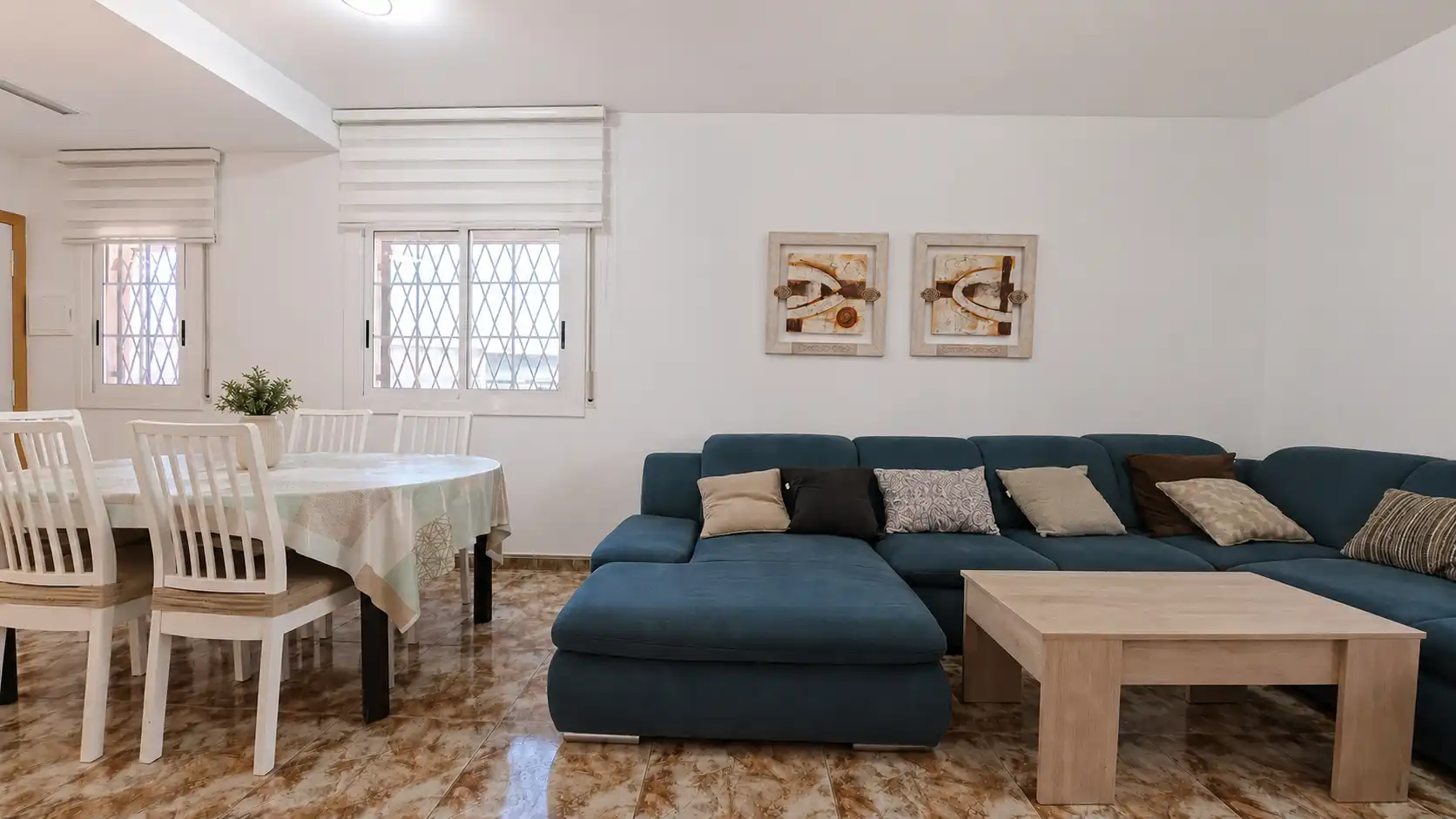 Sala de estar de Casa o chalet en venta en Cunit con Aire acondicionado, Calefacción y Jardín privado