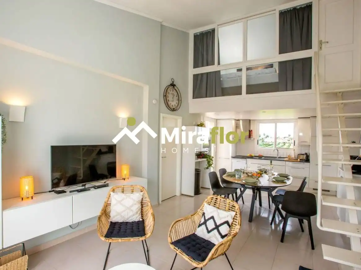 Sala de estar de Apartamento en venta en Dénia con Aire acondicionado, Terraza y Amueblado