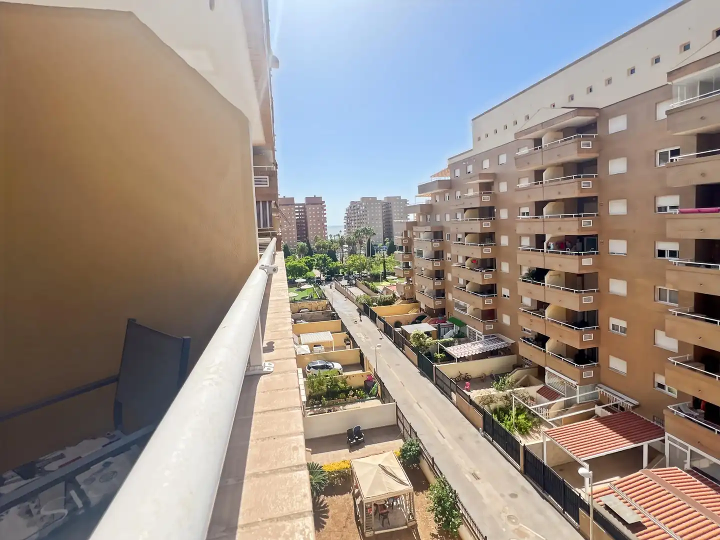 Vista exterior de Apartamento en venta en Oropesa del Mar / Orpesa con Aire acondicionado, Calefacción y Jardín privado