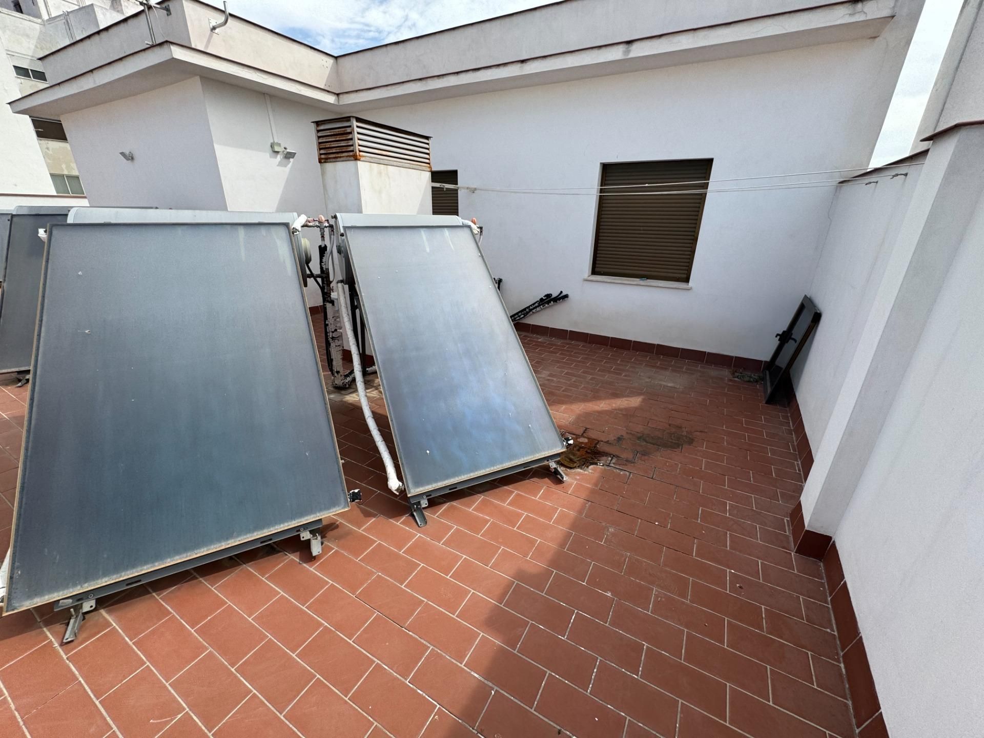 Terrassa de Pis en venda en Dos Hermanas amb Aire condicionat, Calefacció i Traster