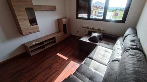 Foto 3 de Pis de lloguer a Calle de Los Llanos de Nava, Villaquilambre, León