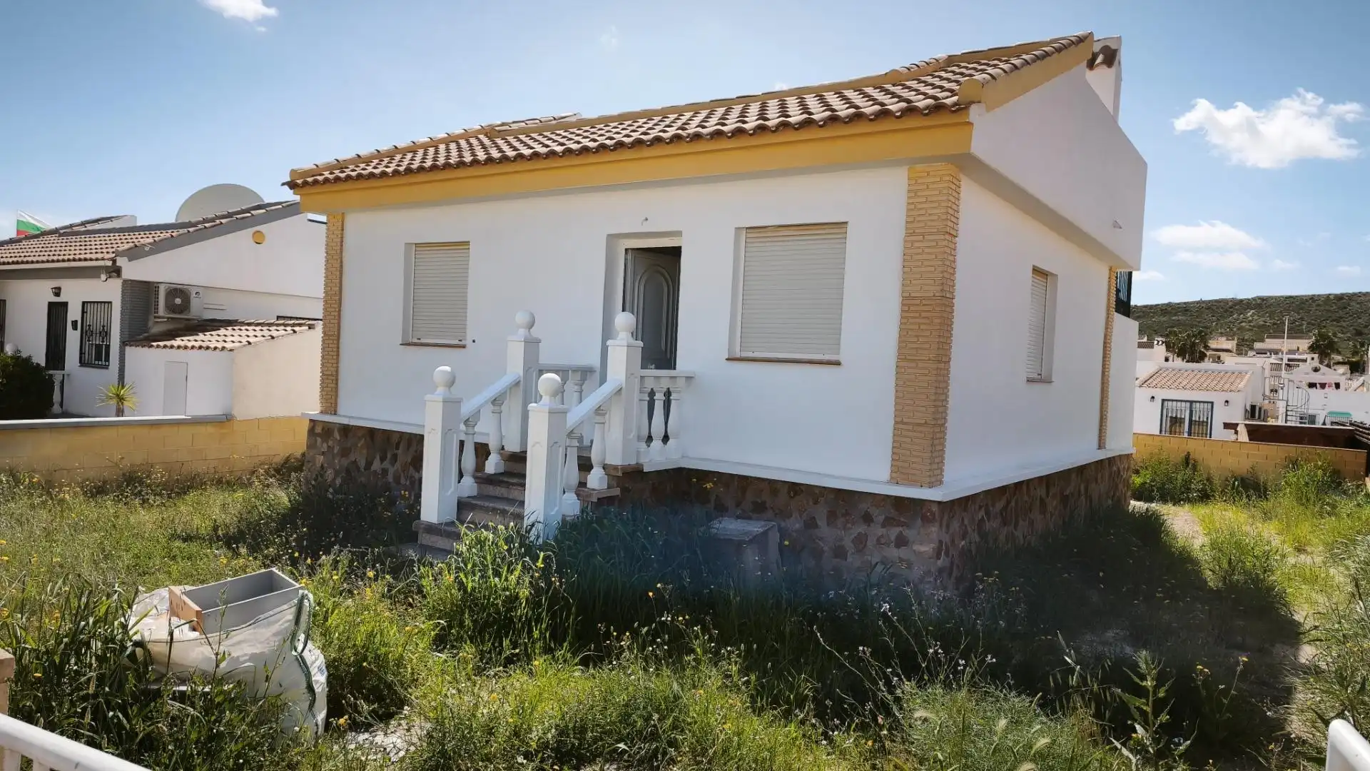 Vista exterior de Casa o xalet en venda en Mazarrón amb Jardí privat, Terrassa i Moblat