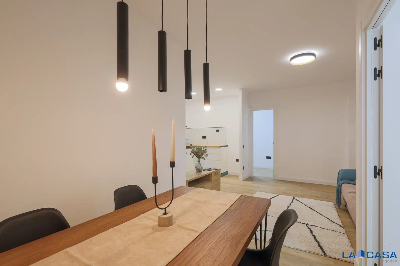 Dining room of Ground floor for sale in Barcelona
