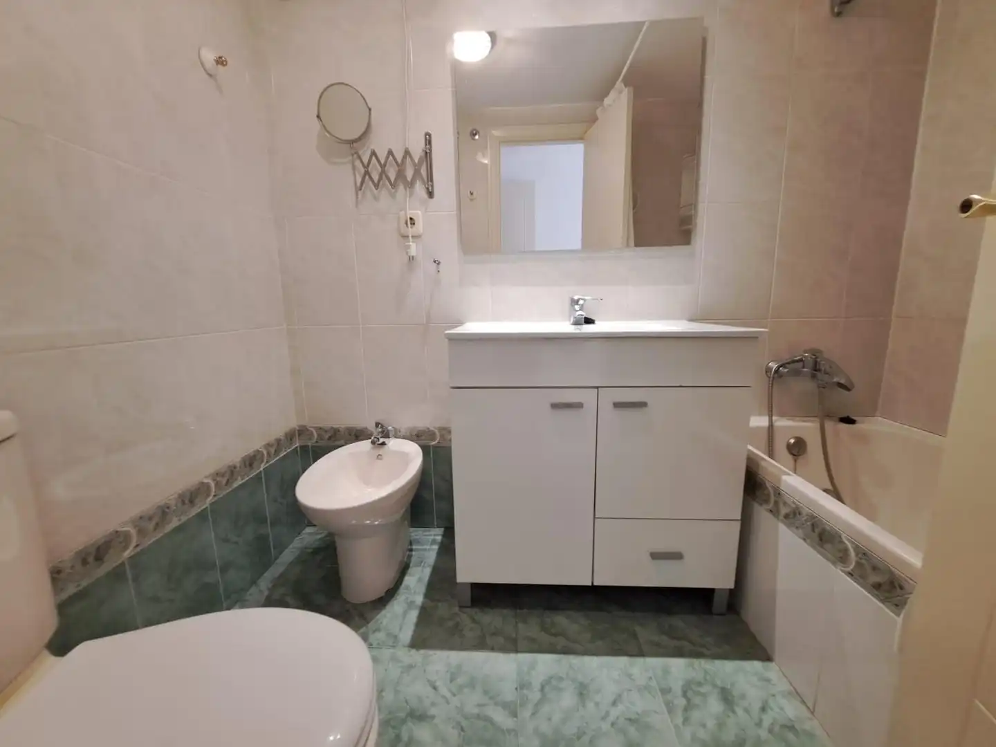 Bathroom of Attic for sale in L'Alfàs del Pi  with Terrace, Swimming Pool and Furnished