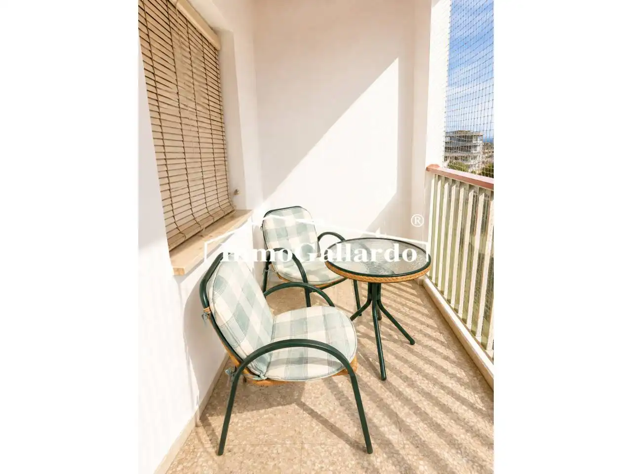 Terraza de Piso en venta en Vélez-Málaga con Calefacción, Terraza y Piscina comunitaria
