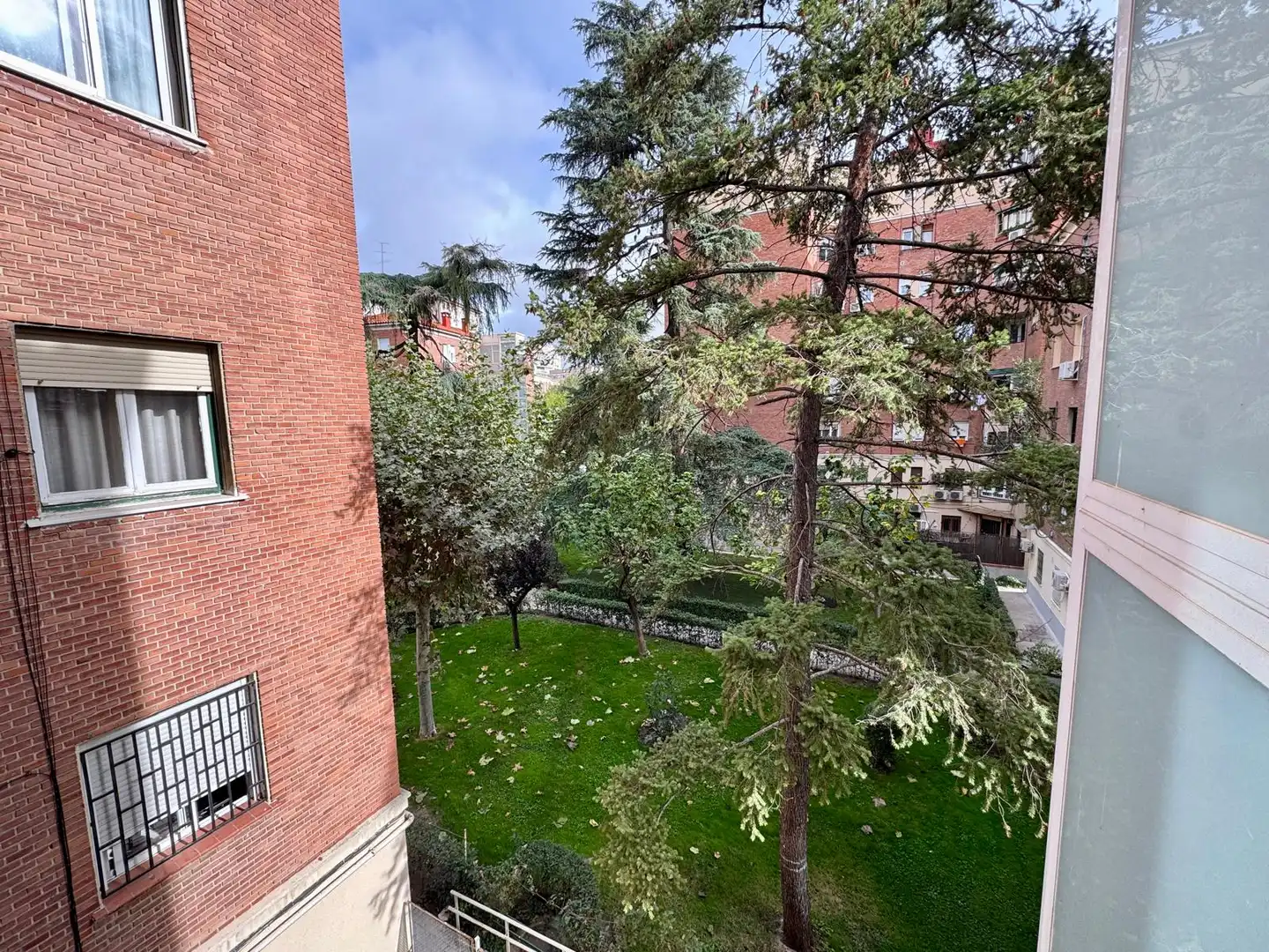 Garden of Flat for sale in Madrid  with Air Conditioner, Heating and Terrace
