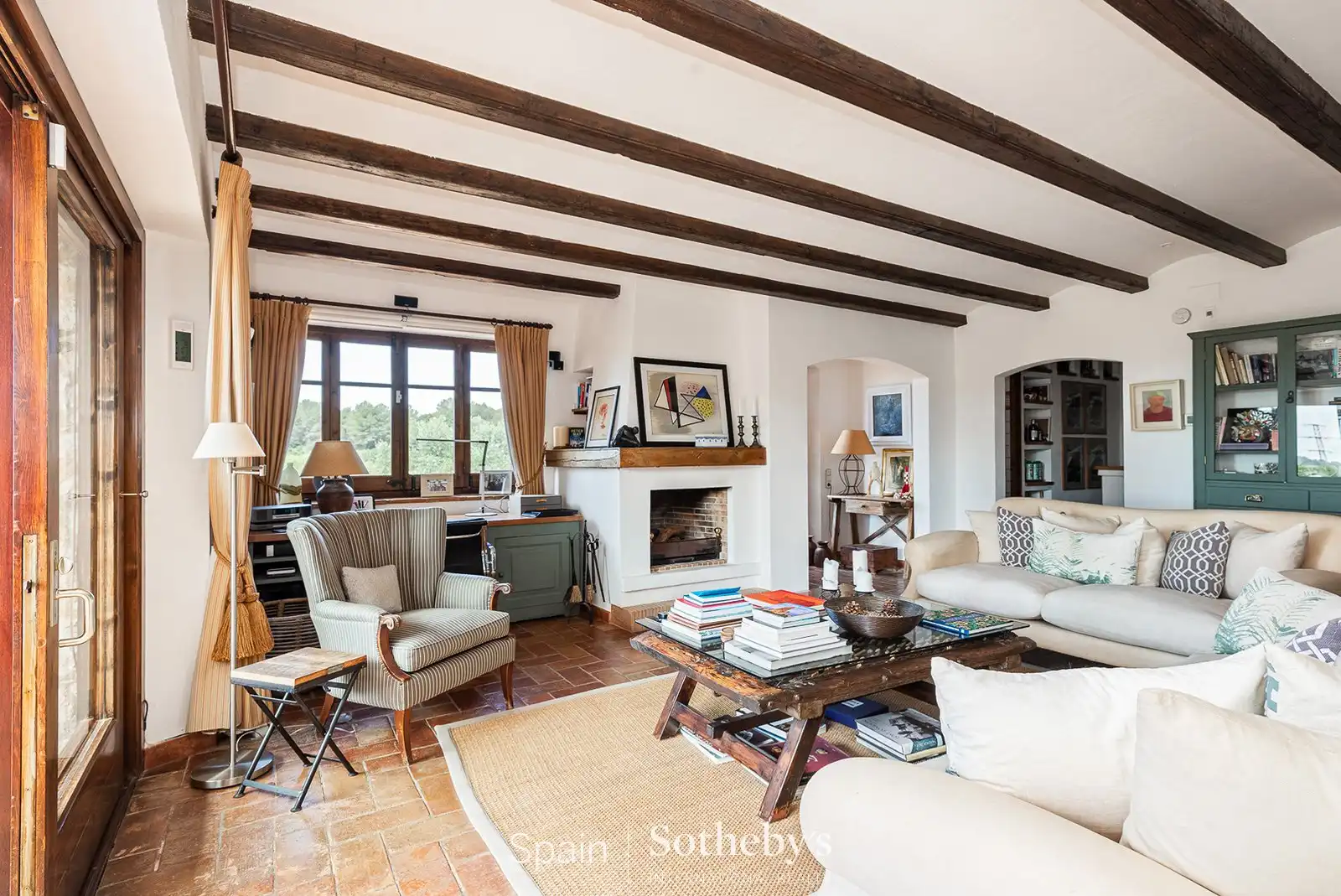 Sala d'estar de Finca rústica en venda en Sant Pere de Ribes amb Aire condicionat, Calefacció i Jardí privat