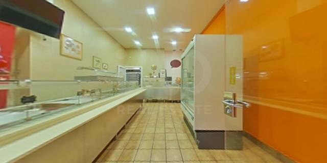 Local comercial en Alquiler en El Poble Sec - Parc de Montjuïc