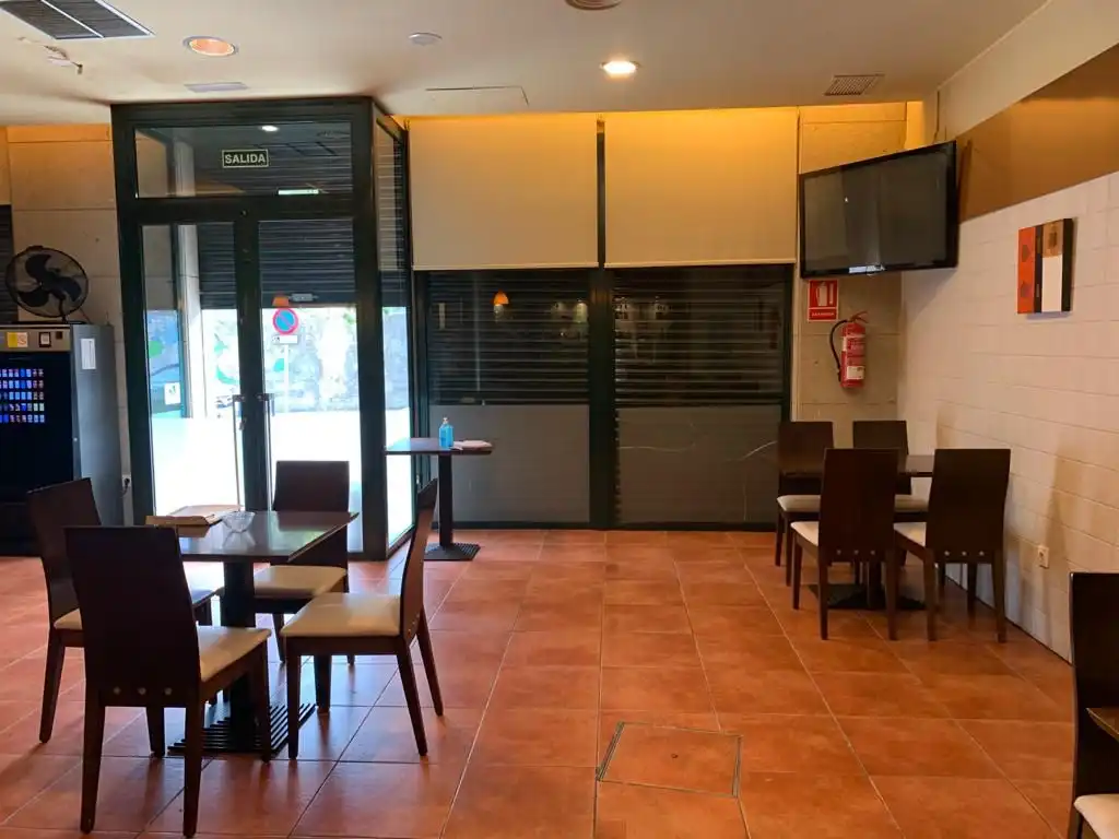 Local en venda en Ferrol amb Moblat