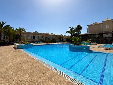 Maison avec piscine à vendre à Calle la Botavara