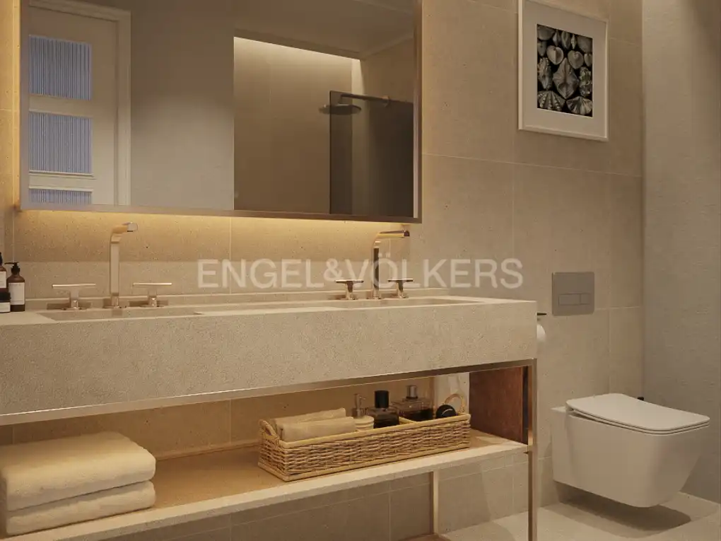 Bathroom of Apartments for sale in Valencia  with Air Conditioner, Heating and Balcony