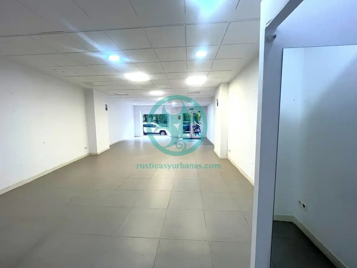Gewerbefläche zum Verkauf in Avenida de España 22, imagen 3