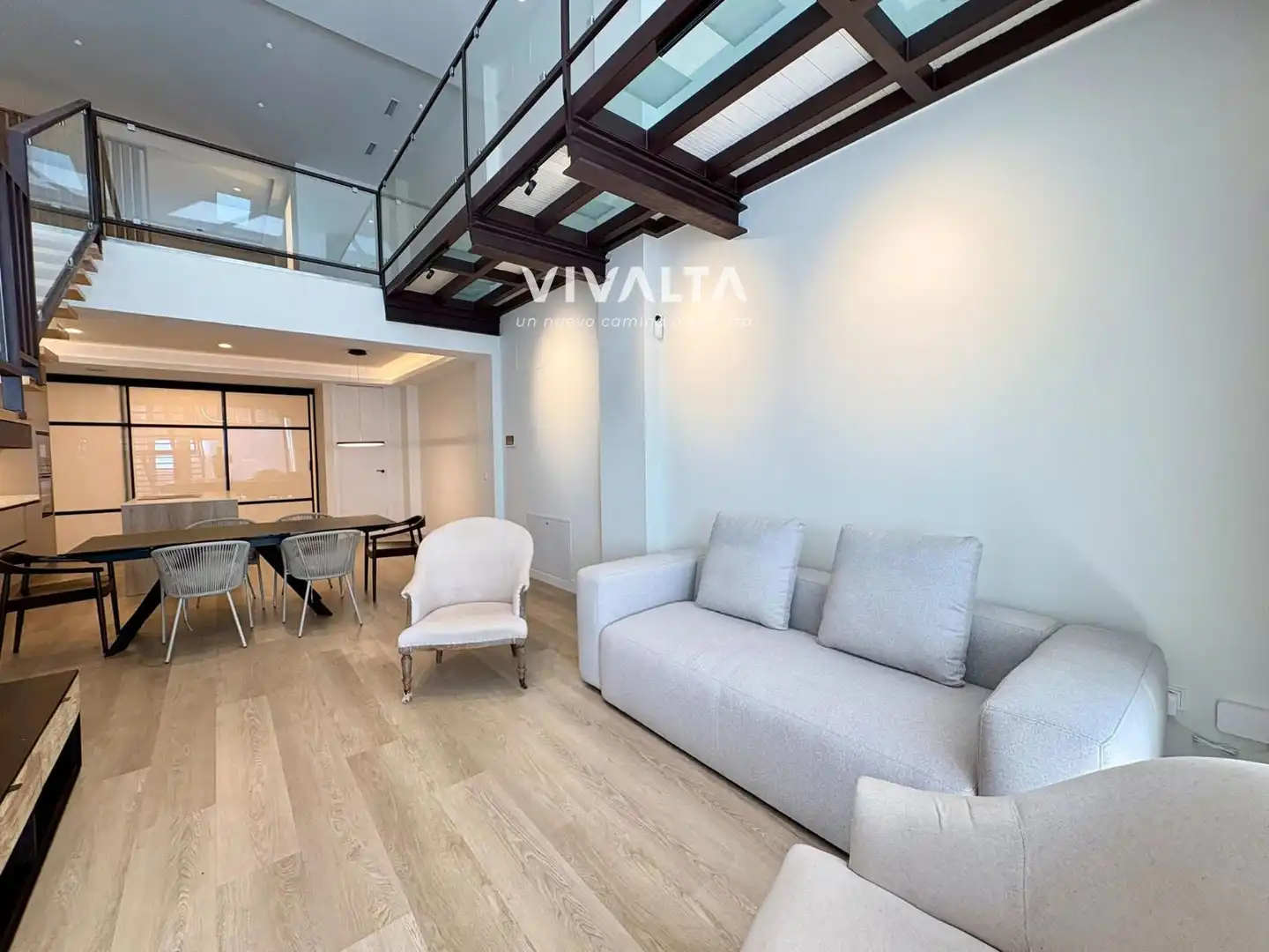 Wohnzimmer von Maisonette zum Verkauf in Madrid mit Klimaanlage, Heizung und Haustechnik