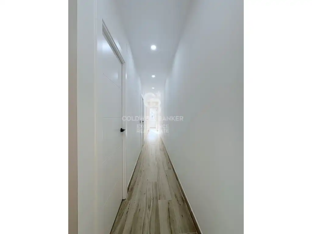 Piso en venta en Calle Menorca, La Creu del Grau