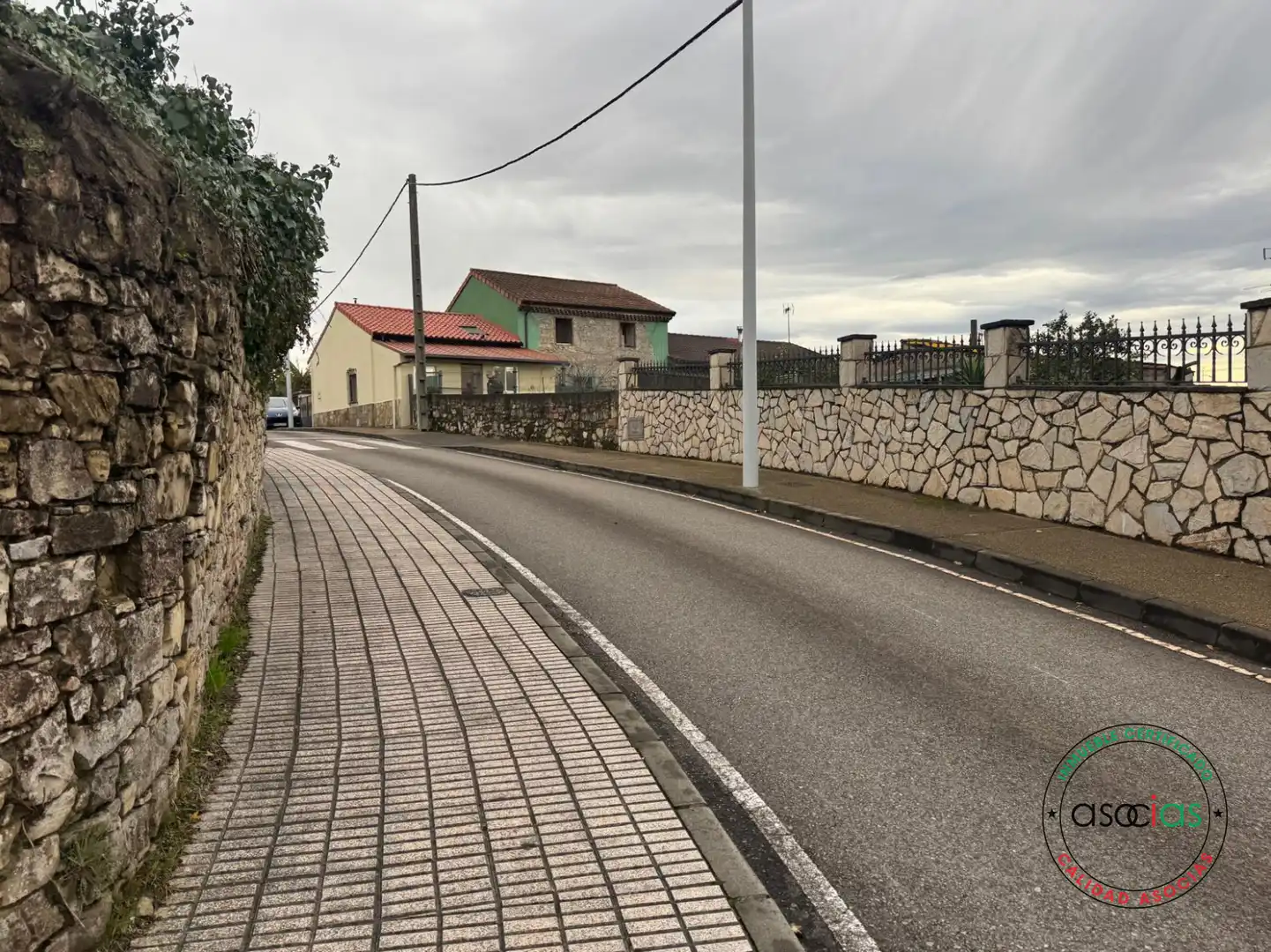 Vista exterior de Casa adosada en venta en Gijón  con Calefacción y Jardín privado