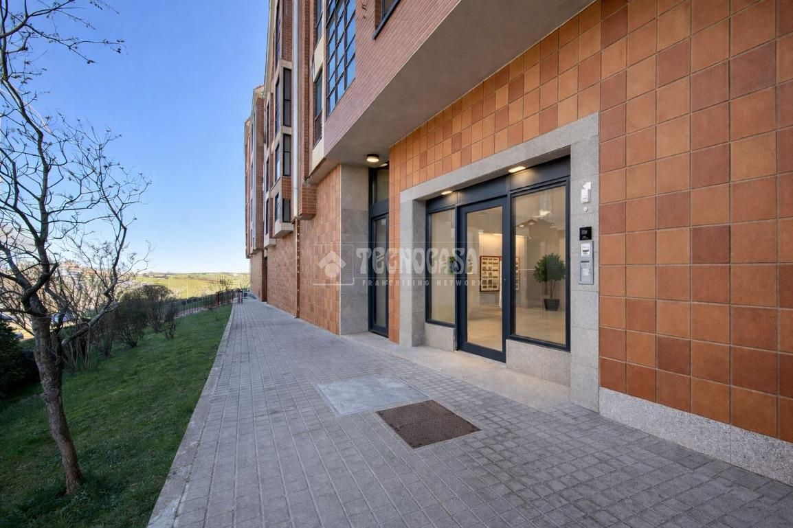 Vista exterior de Piso en venta en Segovia Capital con Calefacción