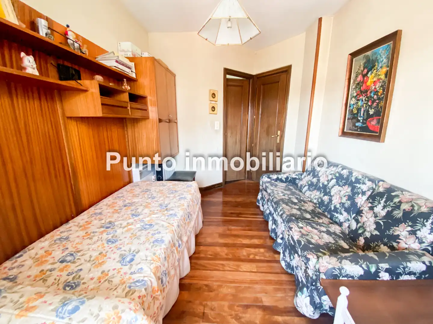Dormitori de Pis en venda en Valladolid amb Calefacció, Parquet i Terrassa