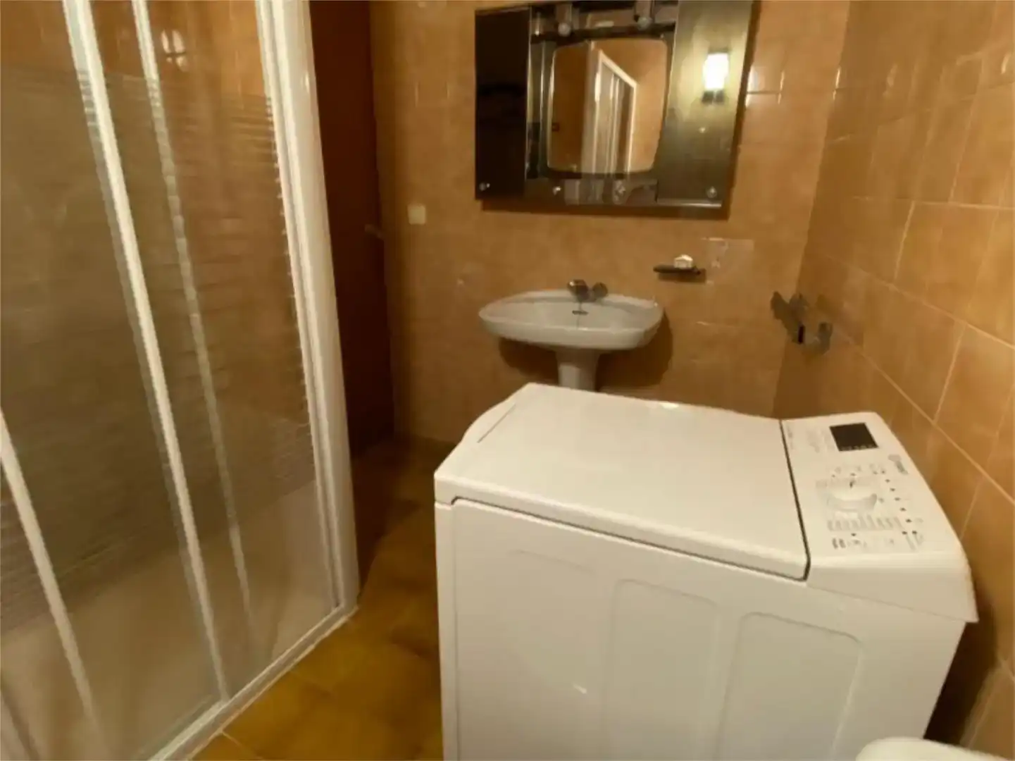 Bany de Pis en venda en Porrera amb Balcó
