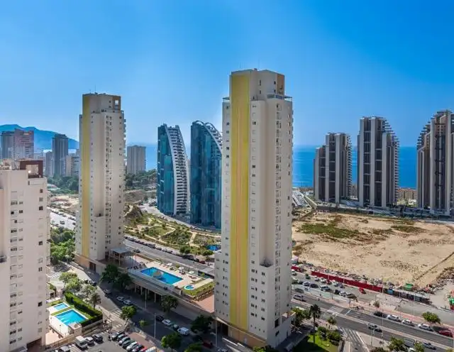 Apartamento en venta en Via Parque