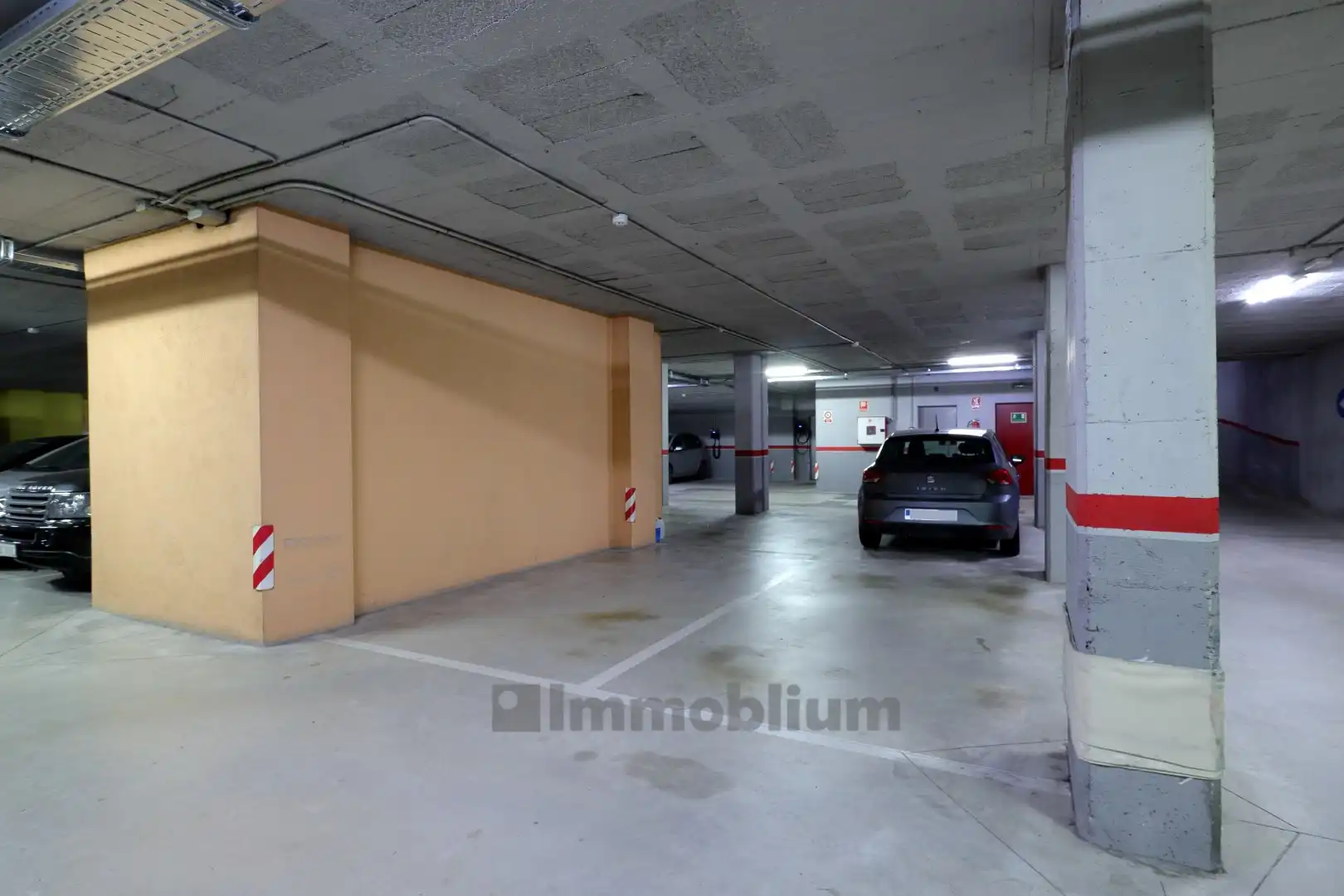 Parkplatz von Garage zum Verkauf in Mataró
