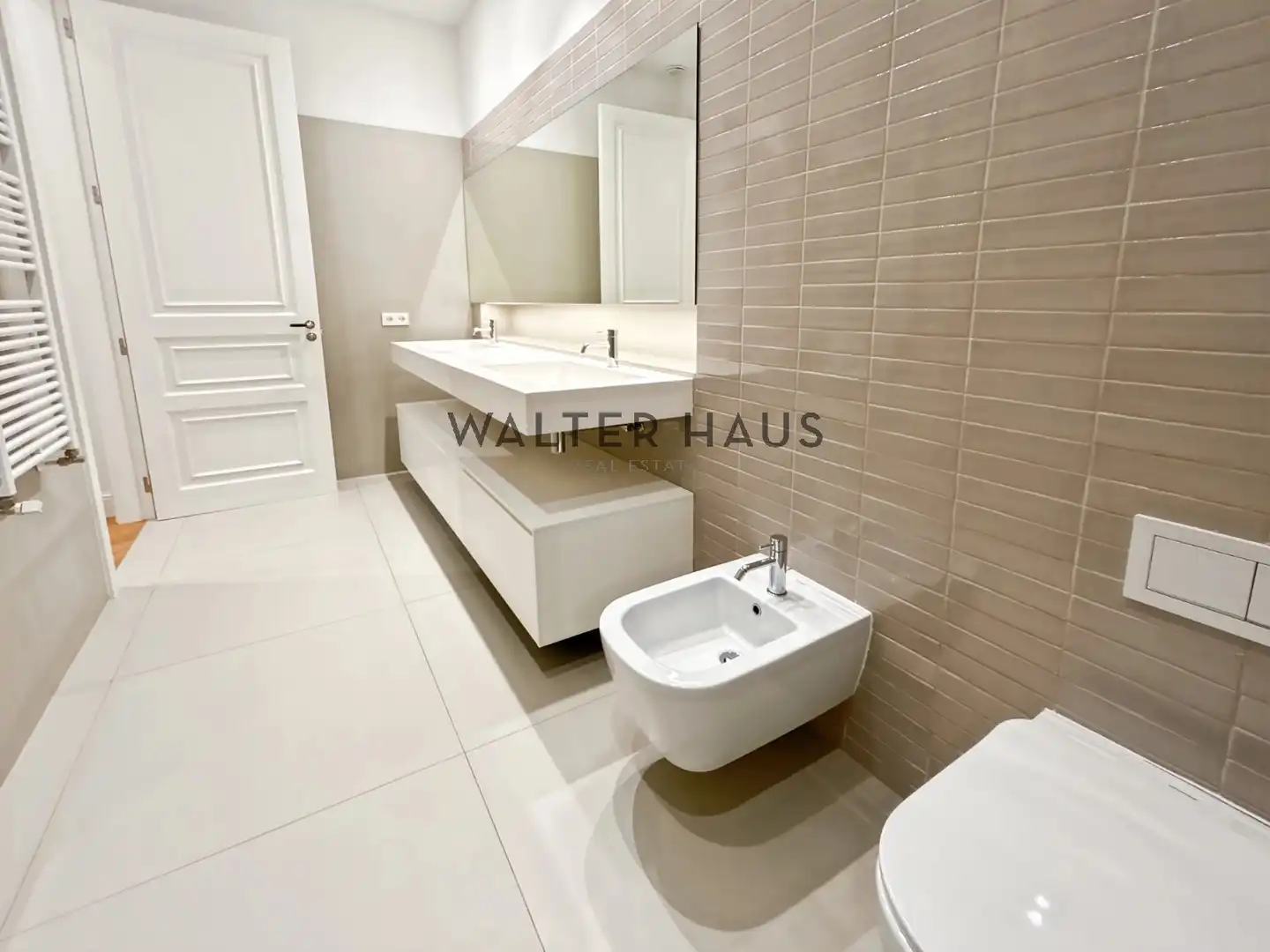 Piso con terraza en alquiler en Carrer de Girona, imagen 32