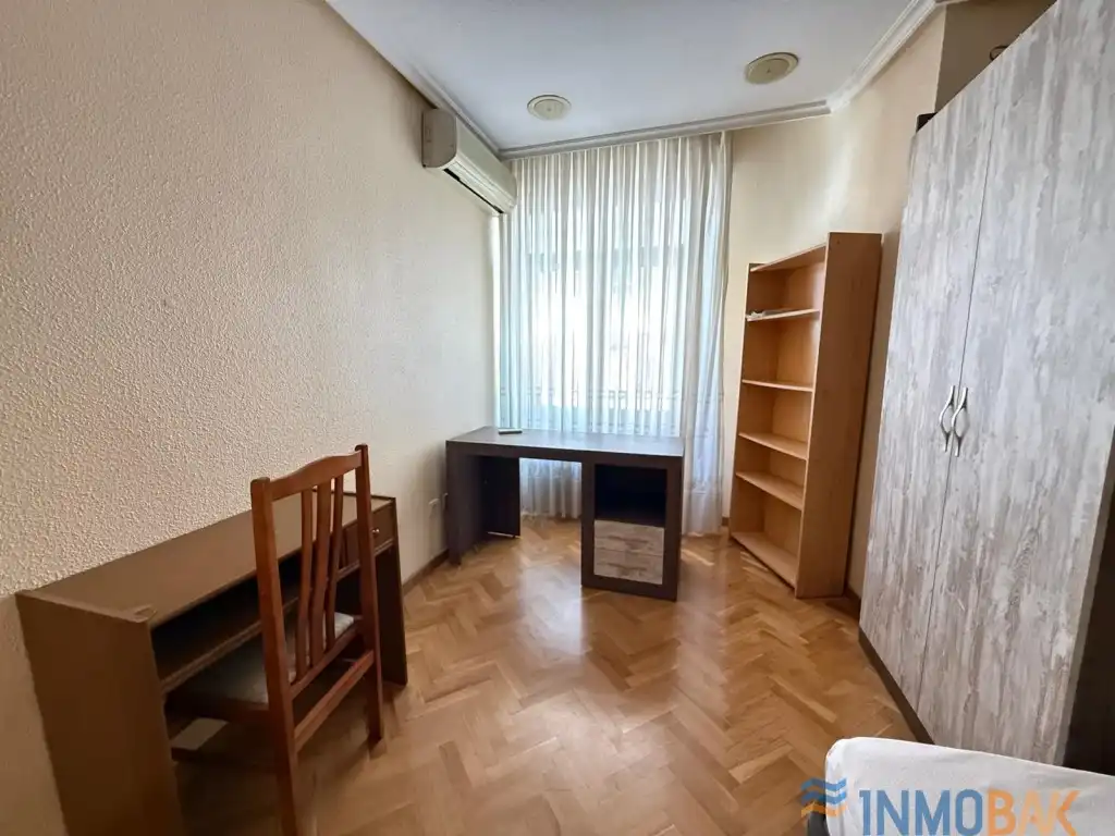 Flat with terrace to rent in San Bernardo - Carmelitas - Campus, imagen 13