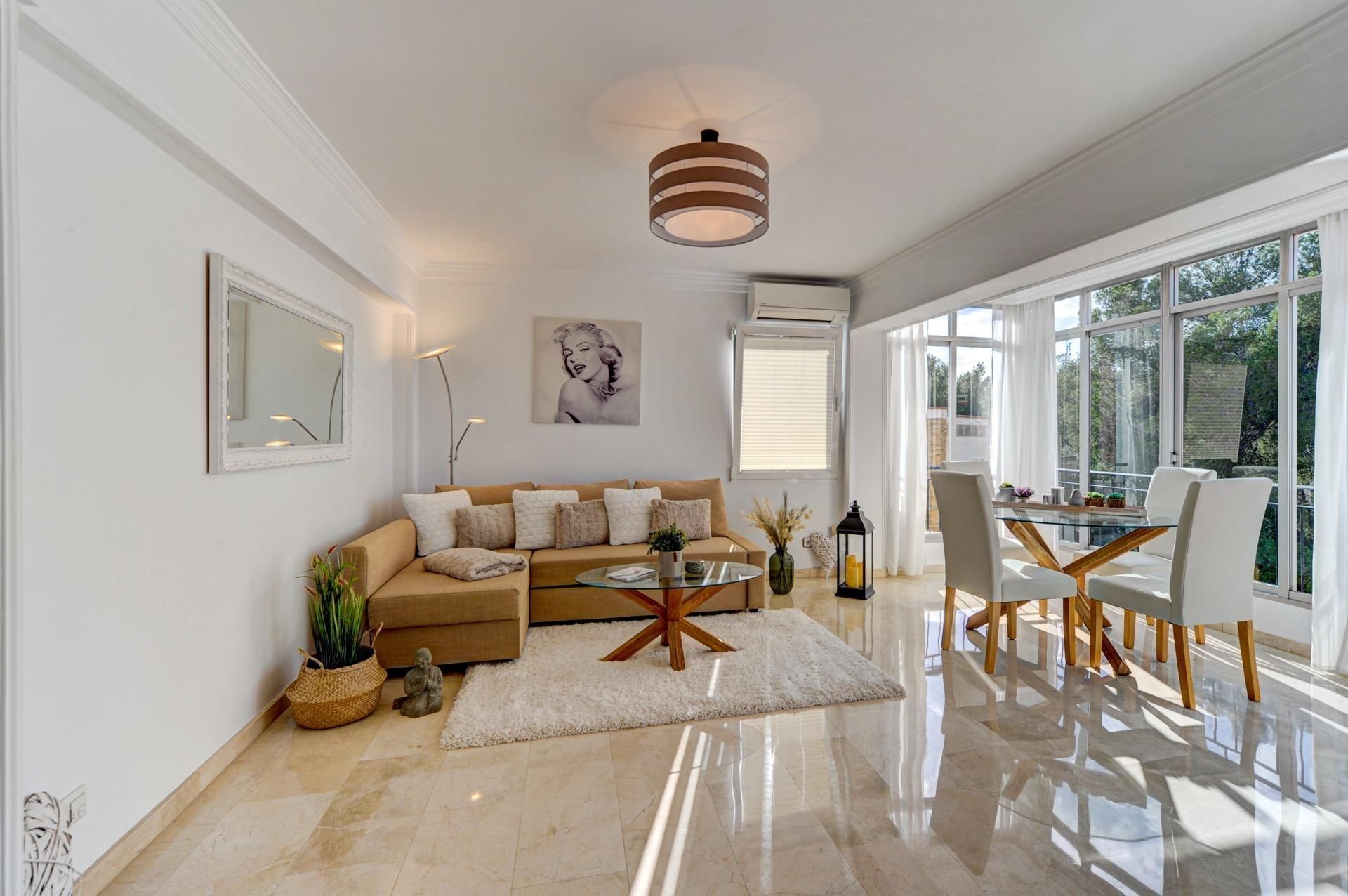 Living room of Flat for sale in Calvià  with Air Conditioner, Heating and Storage room