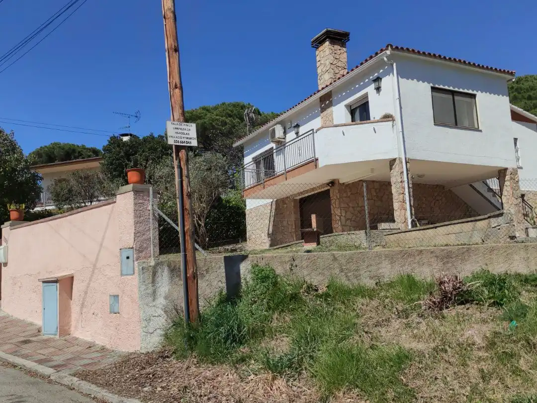Casa con piscina en venta en Països Catalans 237, imagen 3
