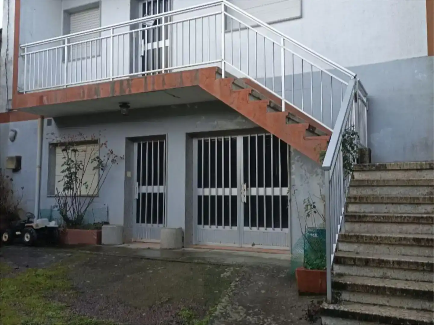 Vista exterior de Pis en venda en Rairiz de Veiga amb Traster, Moblat i Balcó