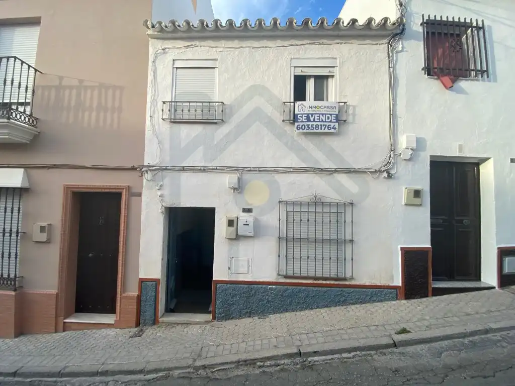 Vista exterior de Casa o xalet en venda en Morón de la Frontera, Sevilla