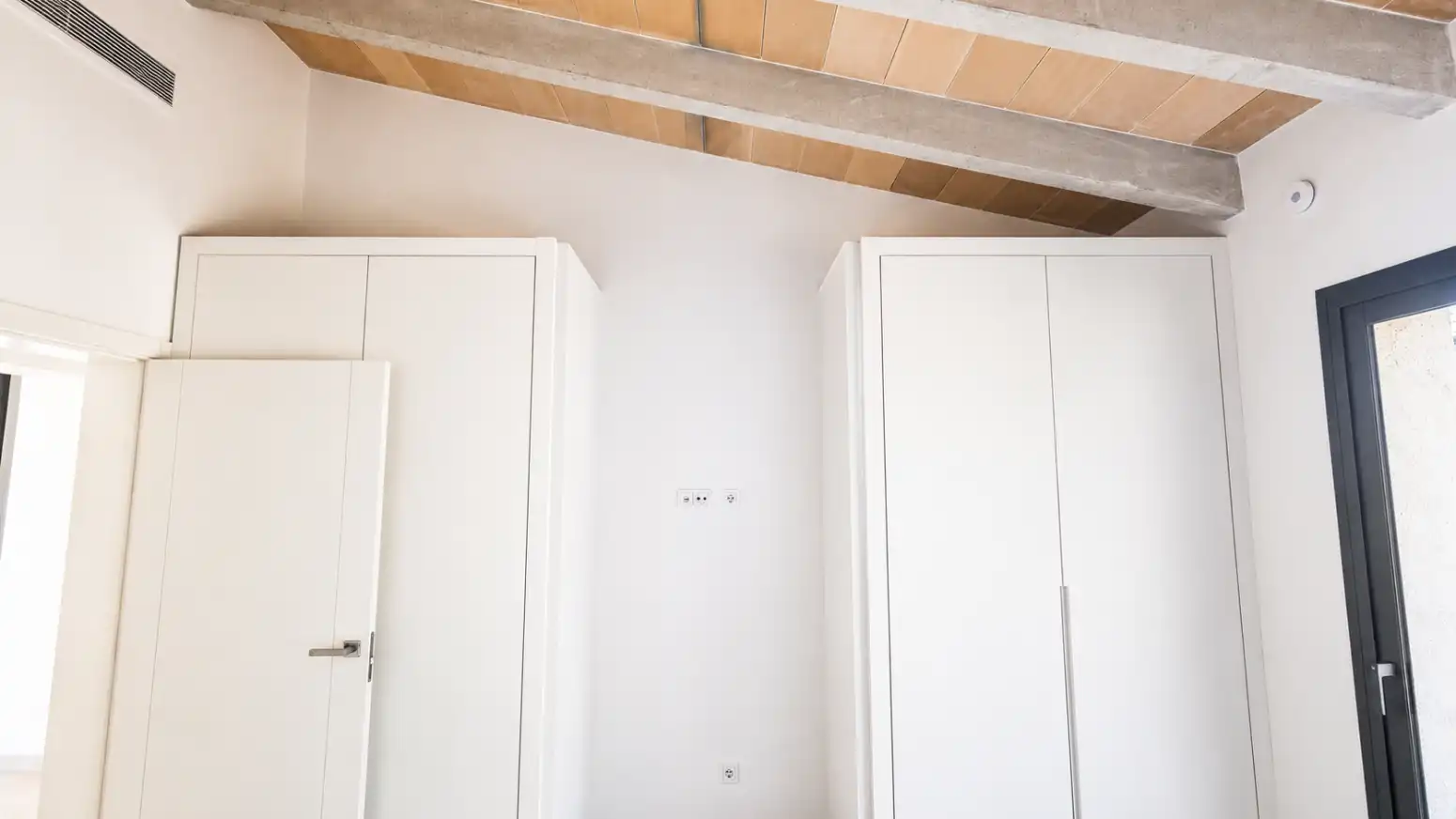 Bedroom of Houses for sale in Muro  with Air Conditioner, Heating and Private garden