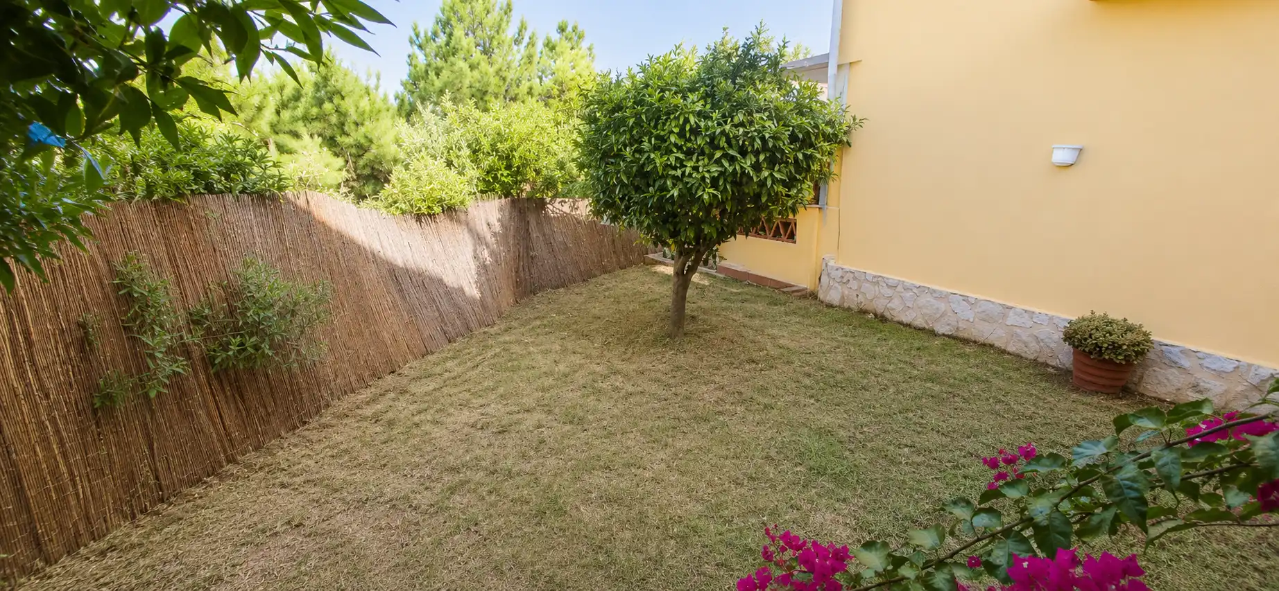 Jardín de Casa adosada en venta en Mijas con Aire acondicionado, Calefacción y Jardín privado