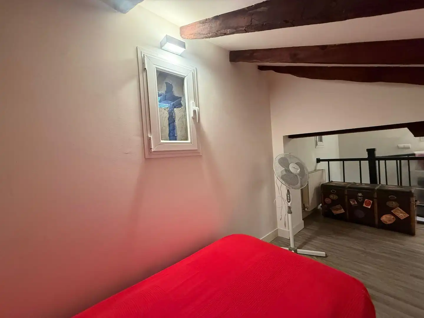 Habitación de Dúplex en venta en Madrid con Aire acondicionado, Calefacción y Trastero