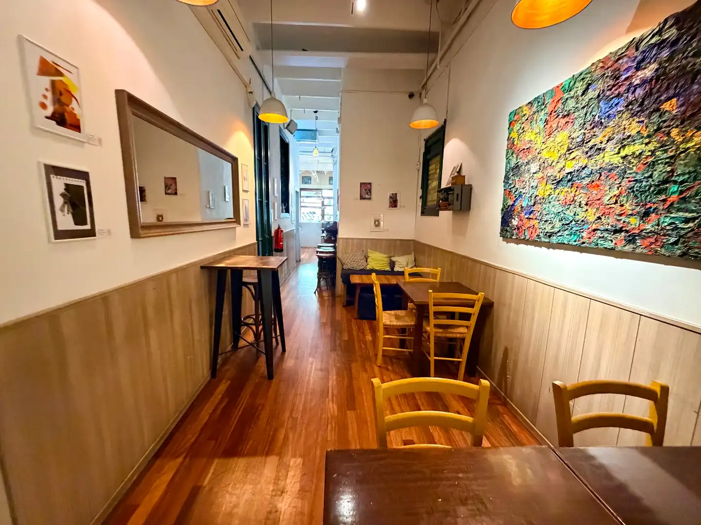 Business premises for transfer in Eixample, imagen 3