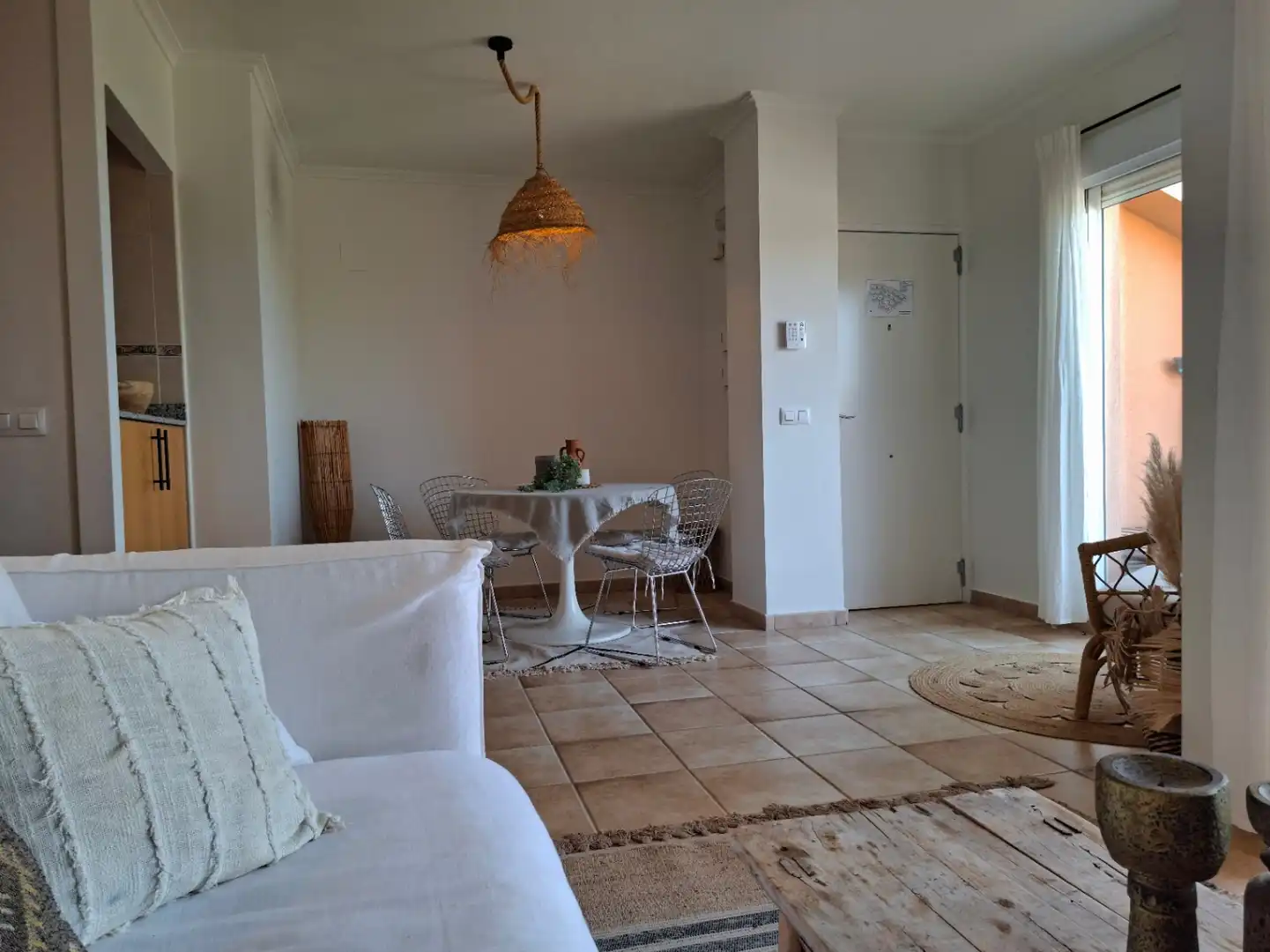Wohnzimmer von Wohnungen zum Verkauf in Pedreguer mit Klimaanlage, Heizung und Privatgarten
