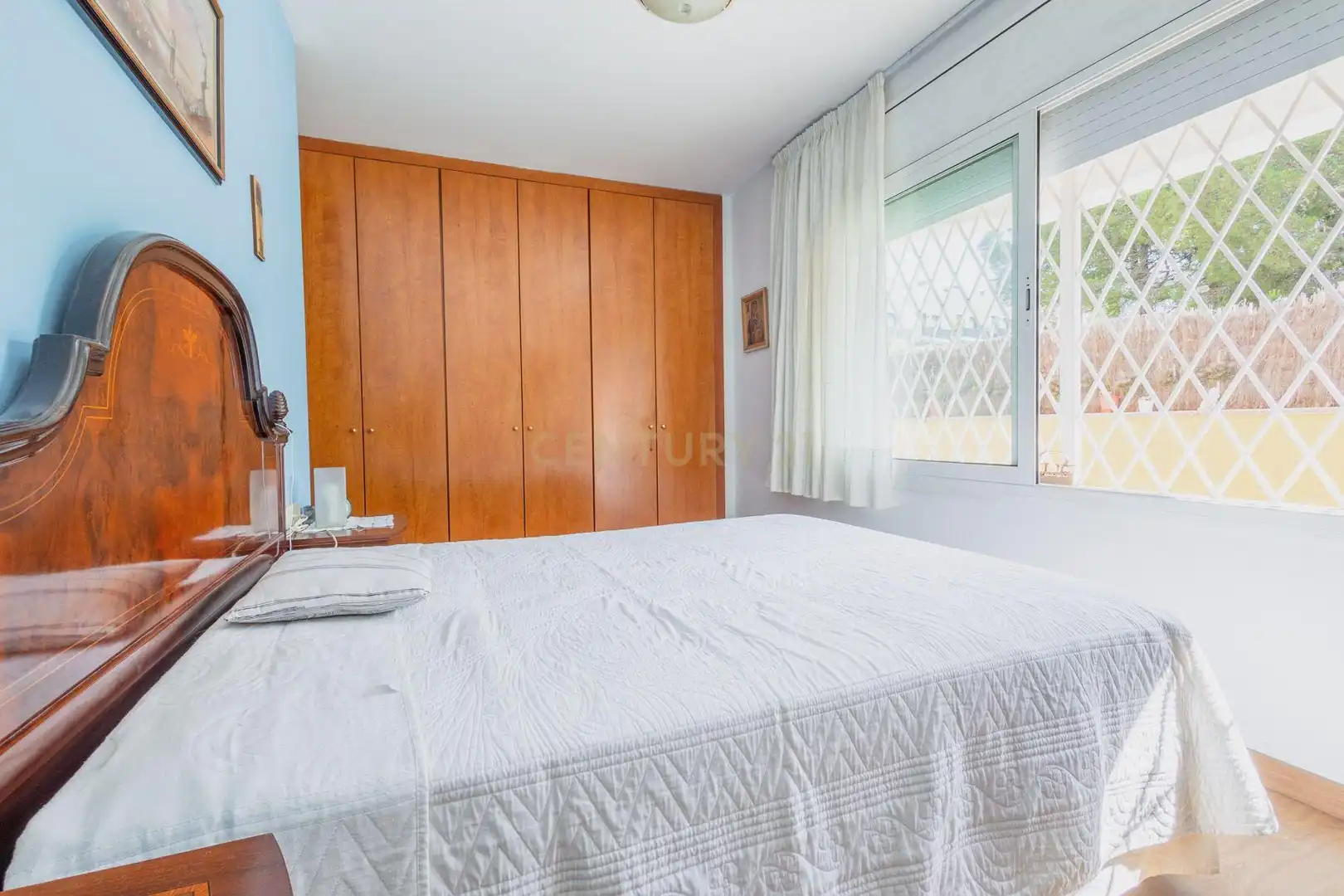 Habitación de Apartamento en venta en Sant Feliu de Llobregat con Trastero y Balcón