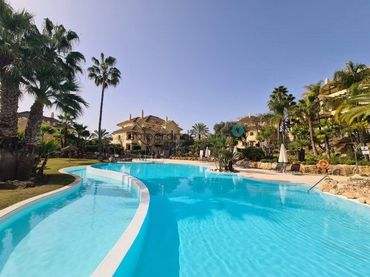 Apartment mit Pool zur Miete in Sotogrande Alto