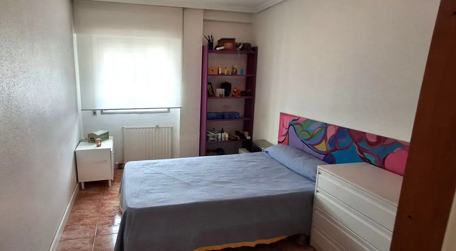 Dormitori de Pis en venda en Valladolid amb Calefacció i Terrassa