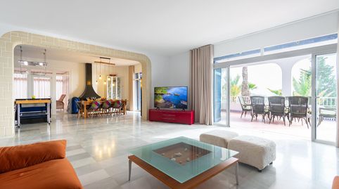 VILLA DE LUJO EN EXCLUSIVA  CON ESPECTACULARES VISTAS AL MAR, PISCINA Y APARTAMENTO SEPARADO!!!!!!!, imatge 3
