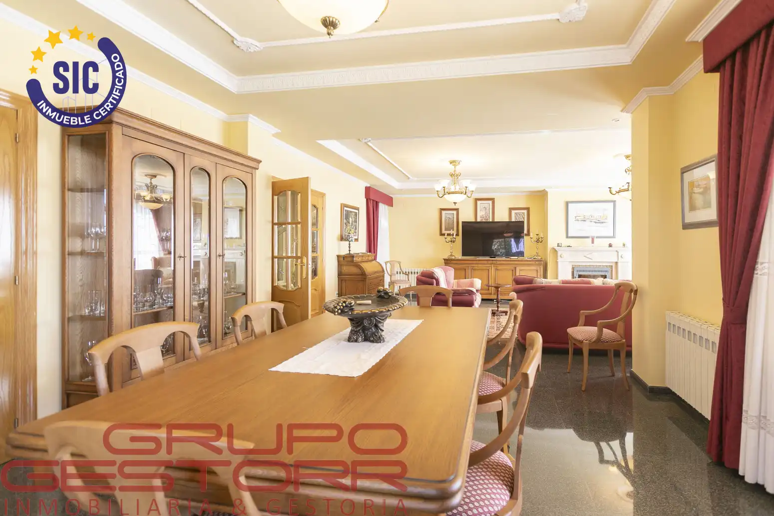Comedor de Casa o chalet en venta en Valencia con Aire acondicionado, Calefacción y Jardín privado