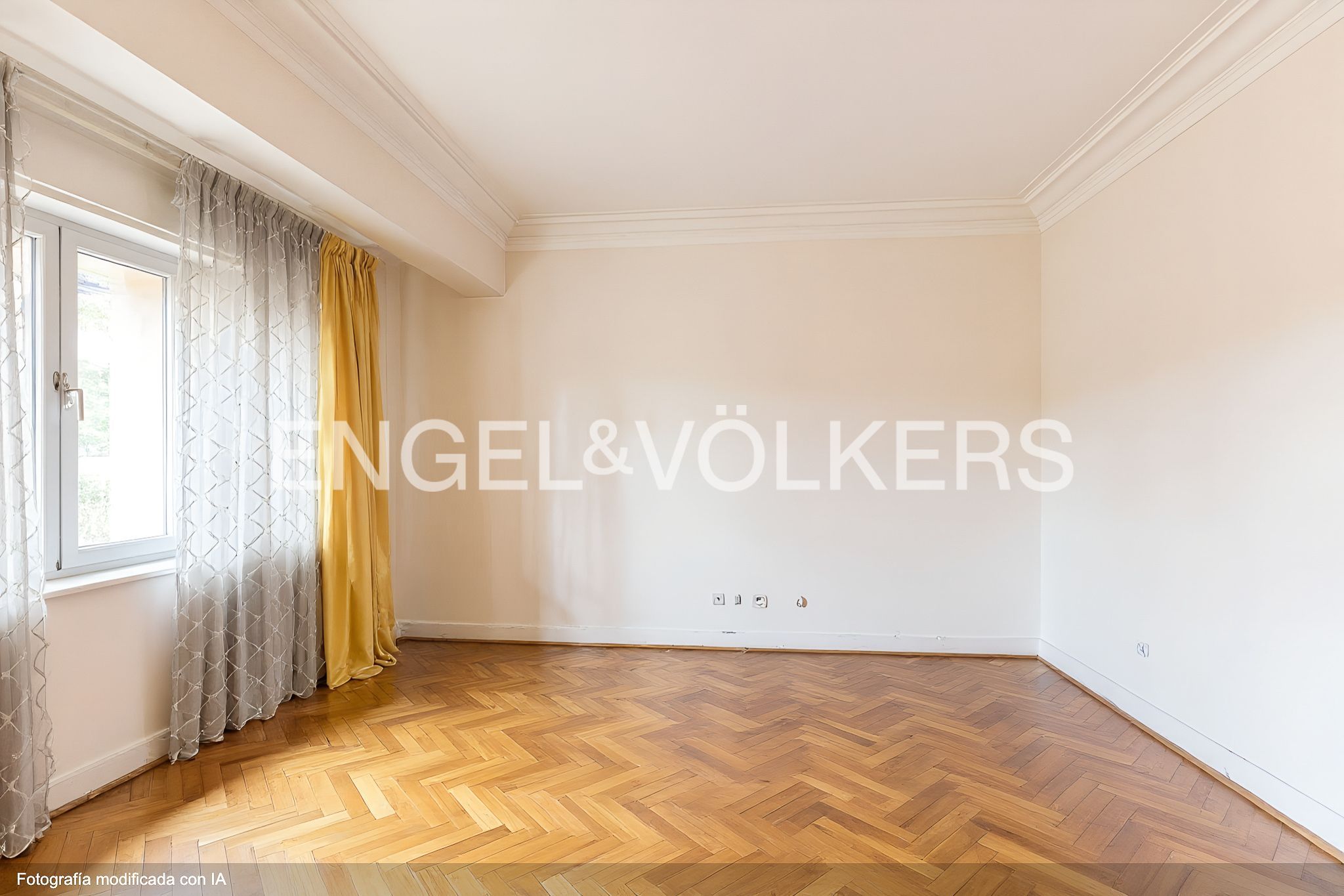 Bedroom of Apartment for sale in  Madrid Capital  with Heating