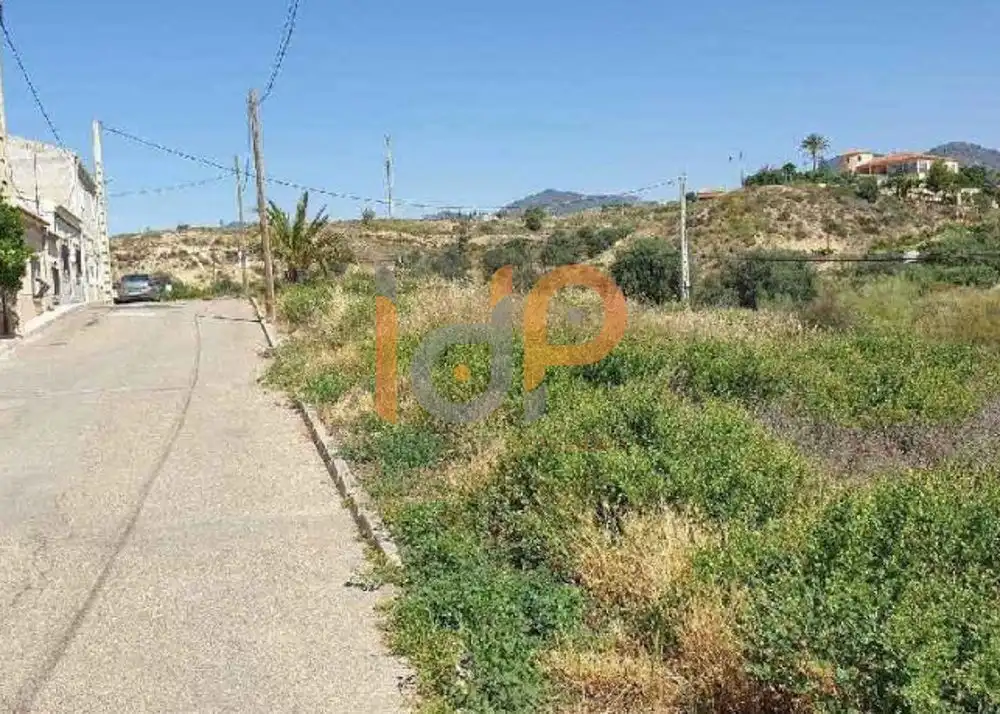 Residencial en venda en Fines
