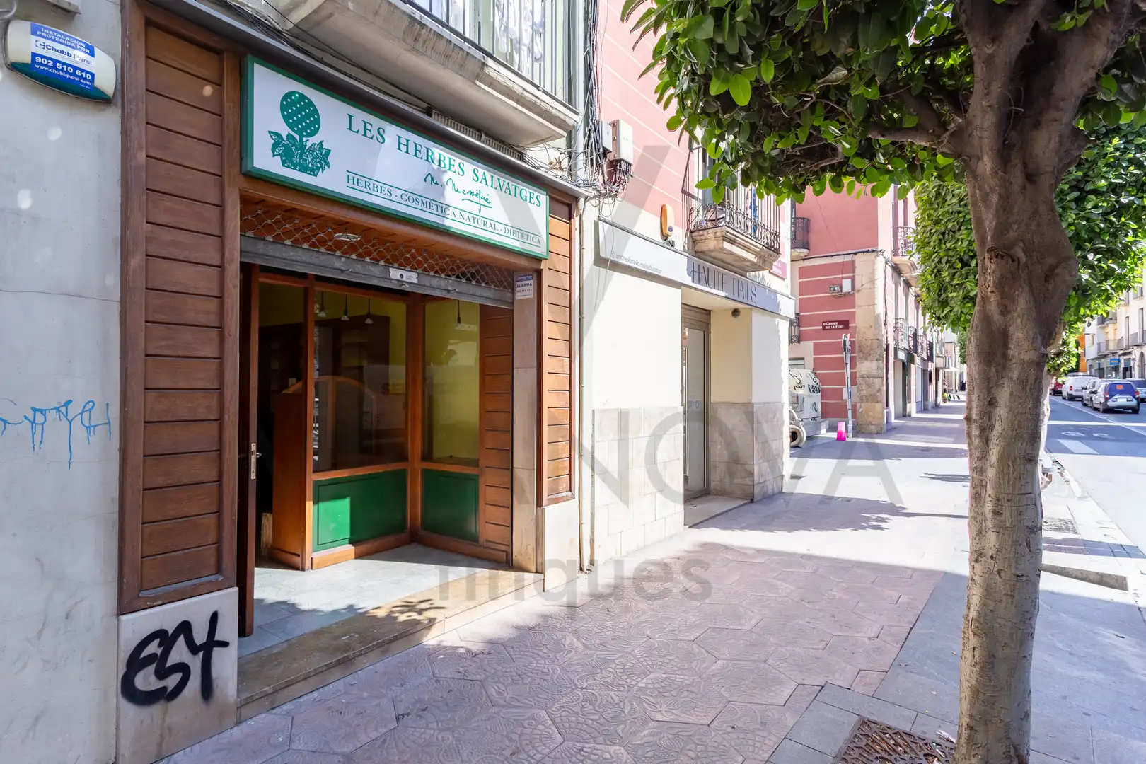 Locale commerciale in vendita a Raval de Robuster