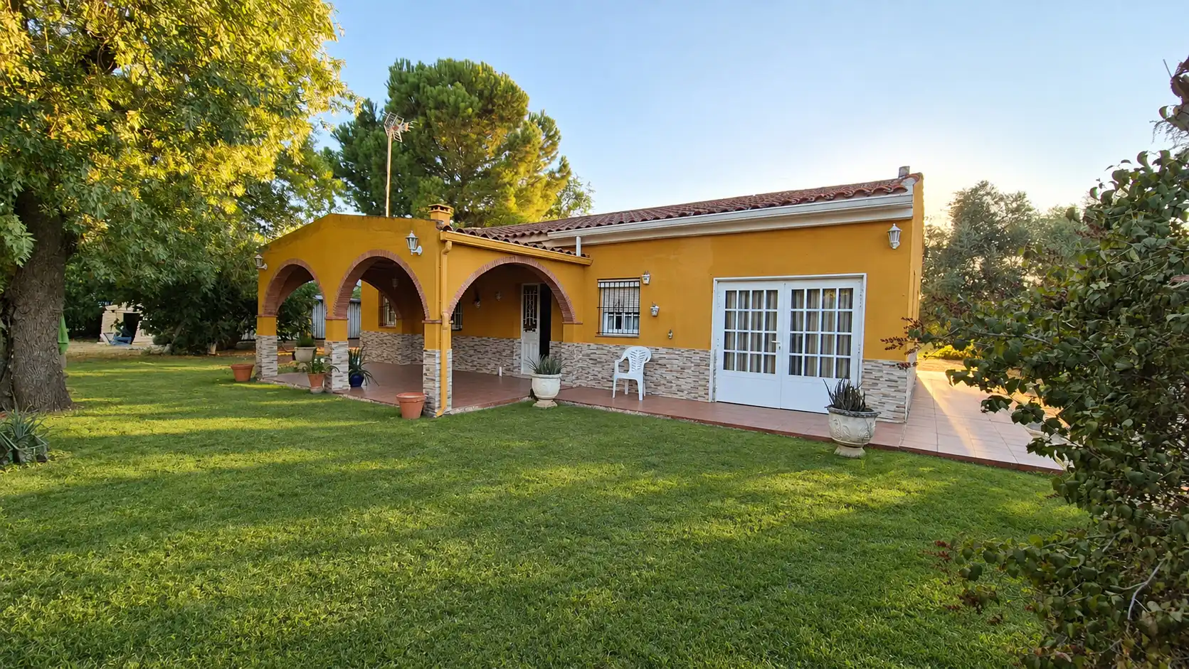 Xalet amb jardí en venda a Dehesilla Calamón